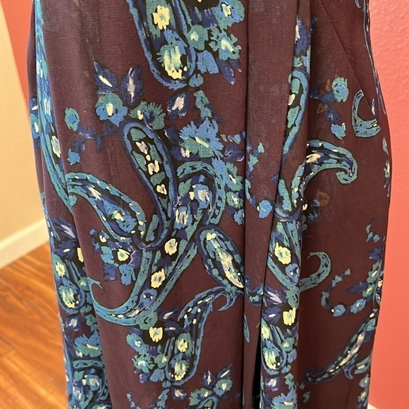 Cabi Treasure Paisley Crossover Style V Neck Midi Dress Style 3461 - Picture 5 of 12